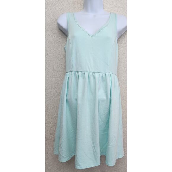 Altar'd State Mint Green Sleeveless V Neck Mini Dress Small Lightweight Flowy - Picture 1 of 5